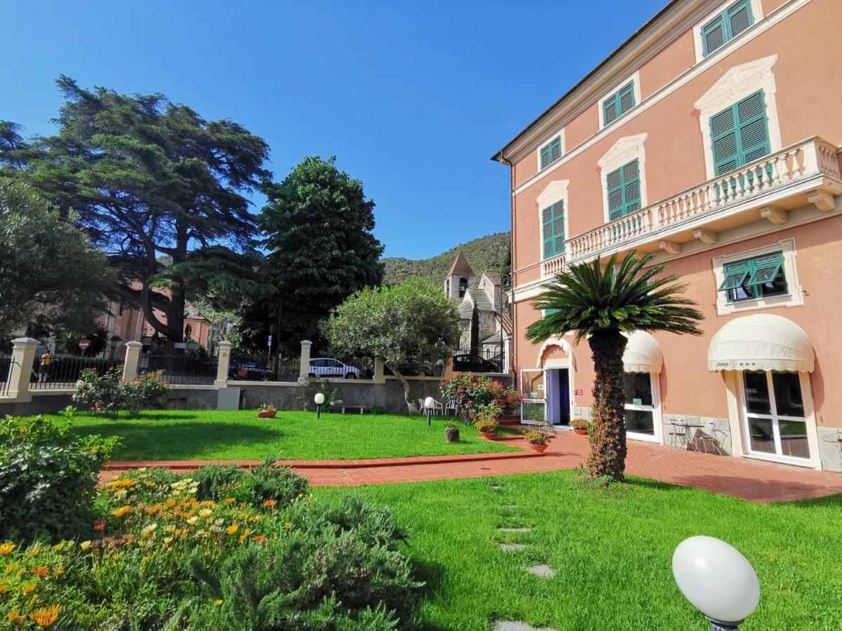Albergo Mp Noli Luaran gambar