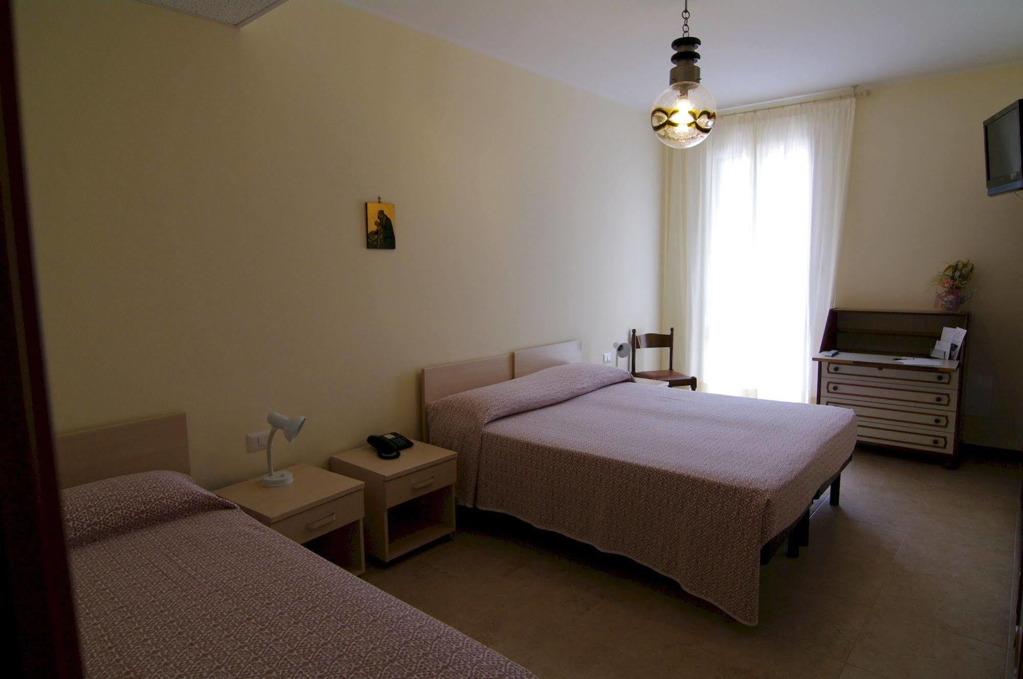 Albergo Mp Noli Luaran gambar